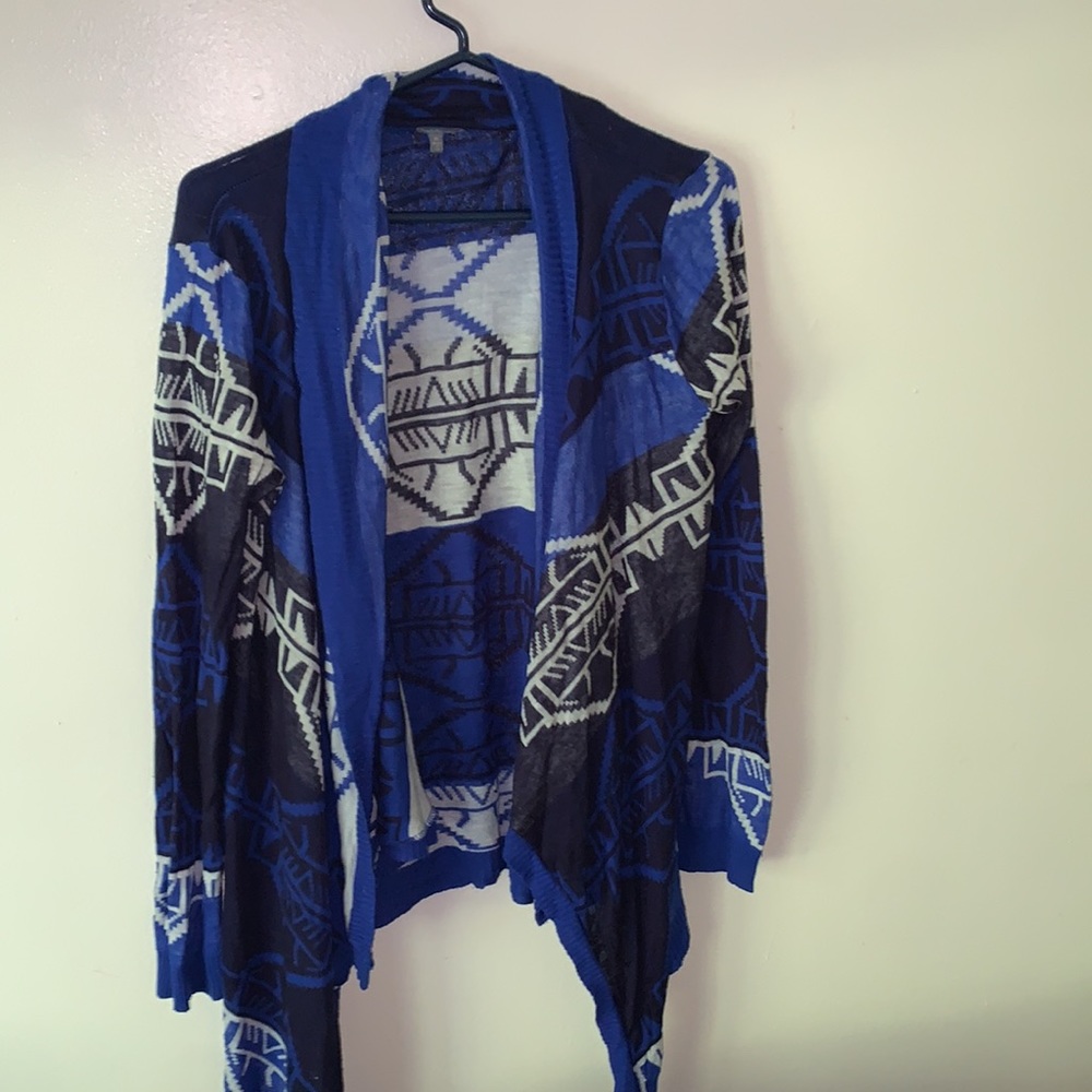 Aztec Pattern Sweater - Picture 4 of 5